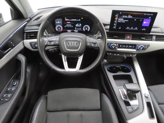Audi A4 allroad quattro 2022 Business 40 TDI 150 kW MHEV quattro S tronic