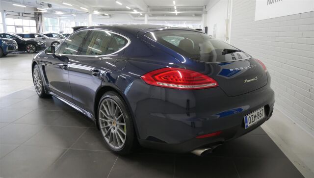 PORSCHE PANAMERA 2016 S E-Hybrid 333hv Plug-In Hybrid * Rek. 10/2015, Navi / Nahat / Kattoluukku*Huollettu yksilö*