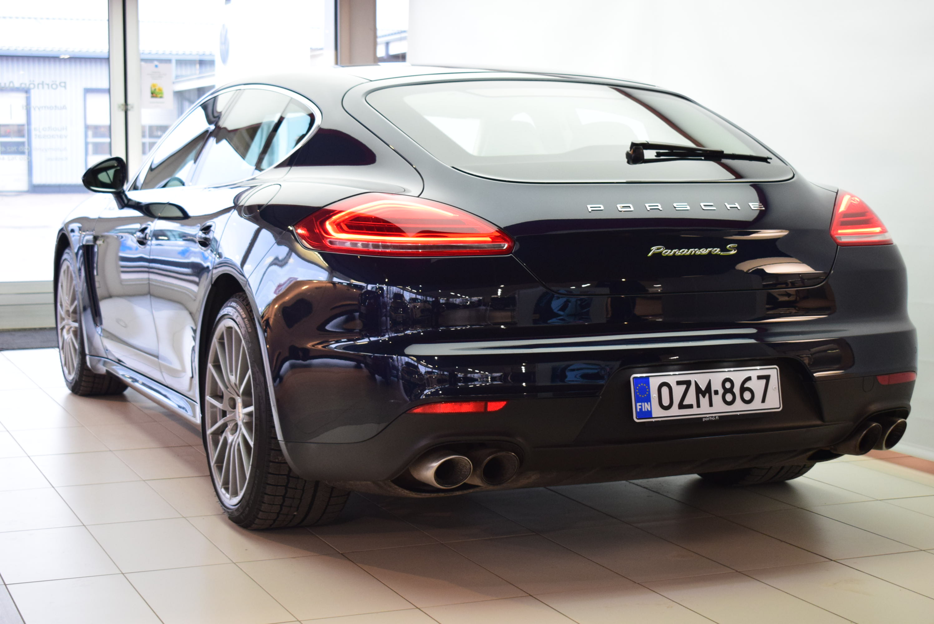 Porsche Panamera 2016, kuva 7/29