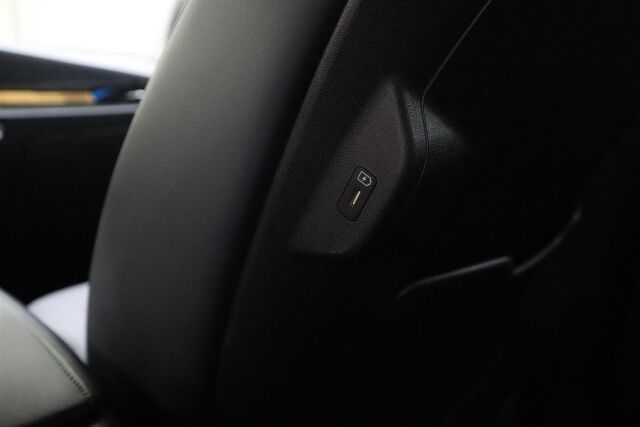 KIA Niro 2023 1,6 GDI Hybrid EX DCT Premium