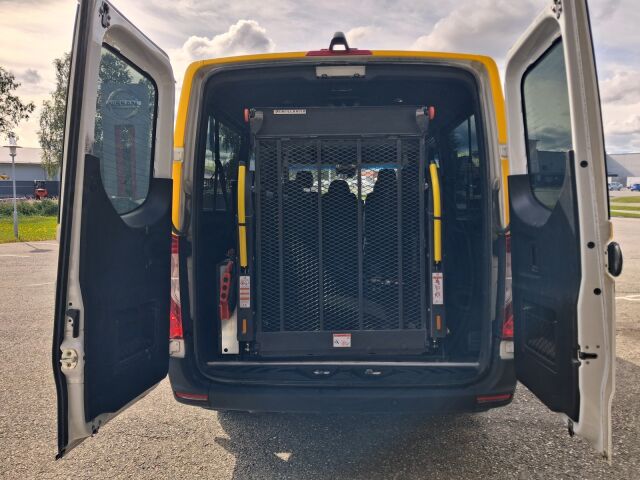 Mercedes-Benz Sprinter 2023 317CDI RWD-3,5/37 KB keskipitkä A2 A Tamlans 1+8 Esteetön/12 koululaispaikkaa/Invahissi/Sis. Alv