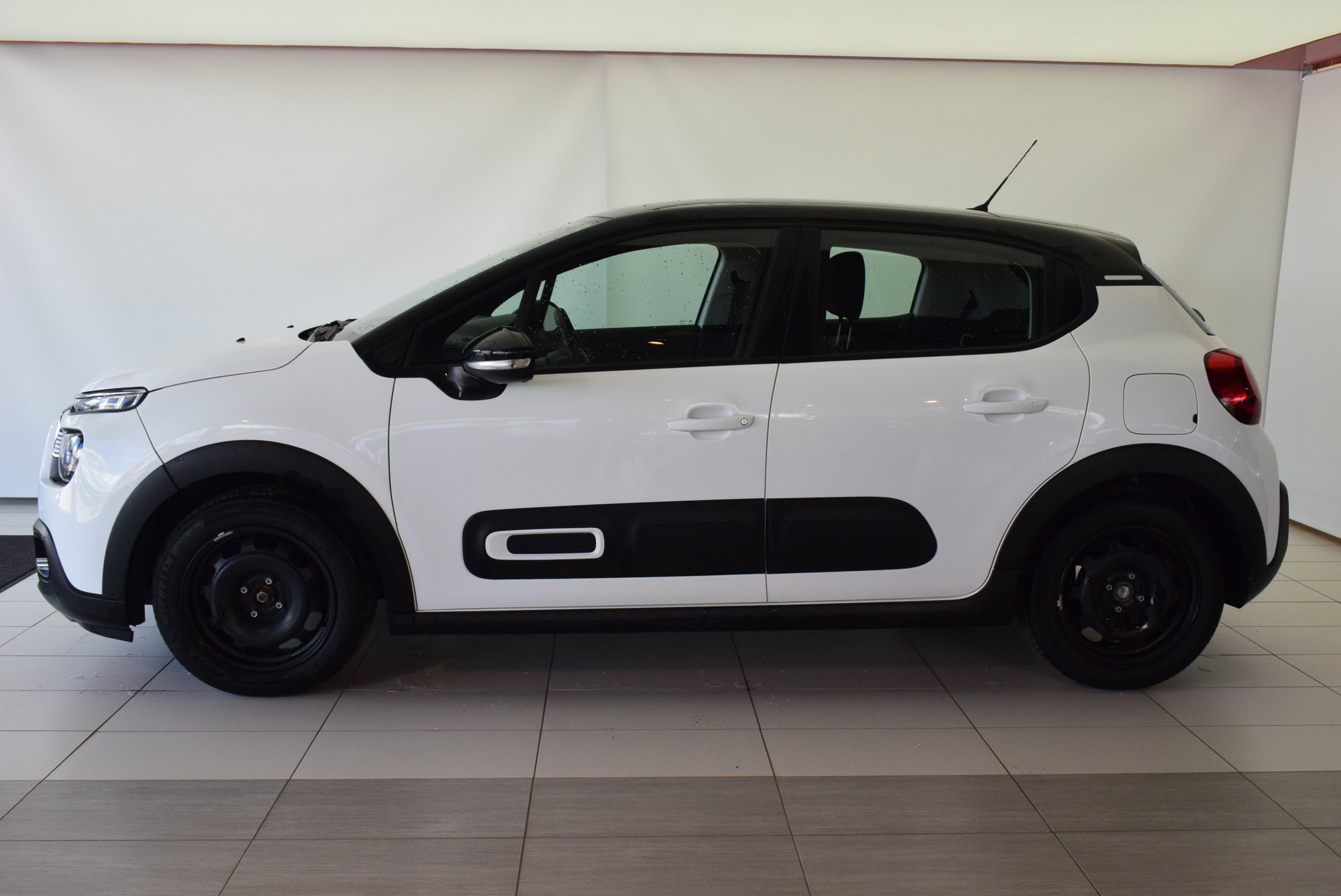 Citroen C3 PureTech 83 Joy 2023, kuva 3/10