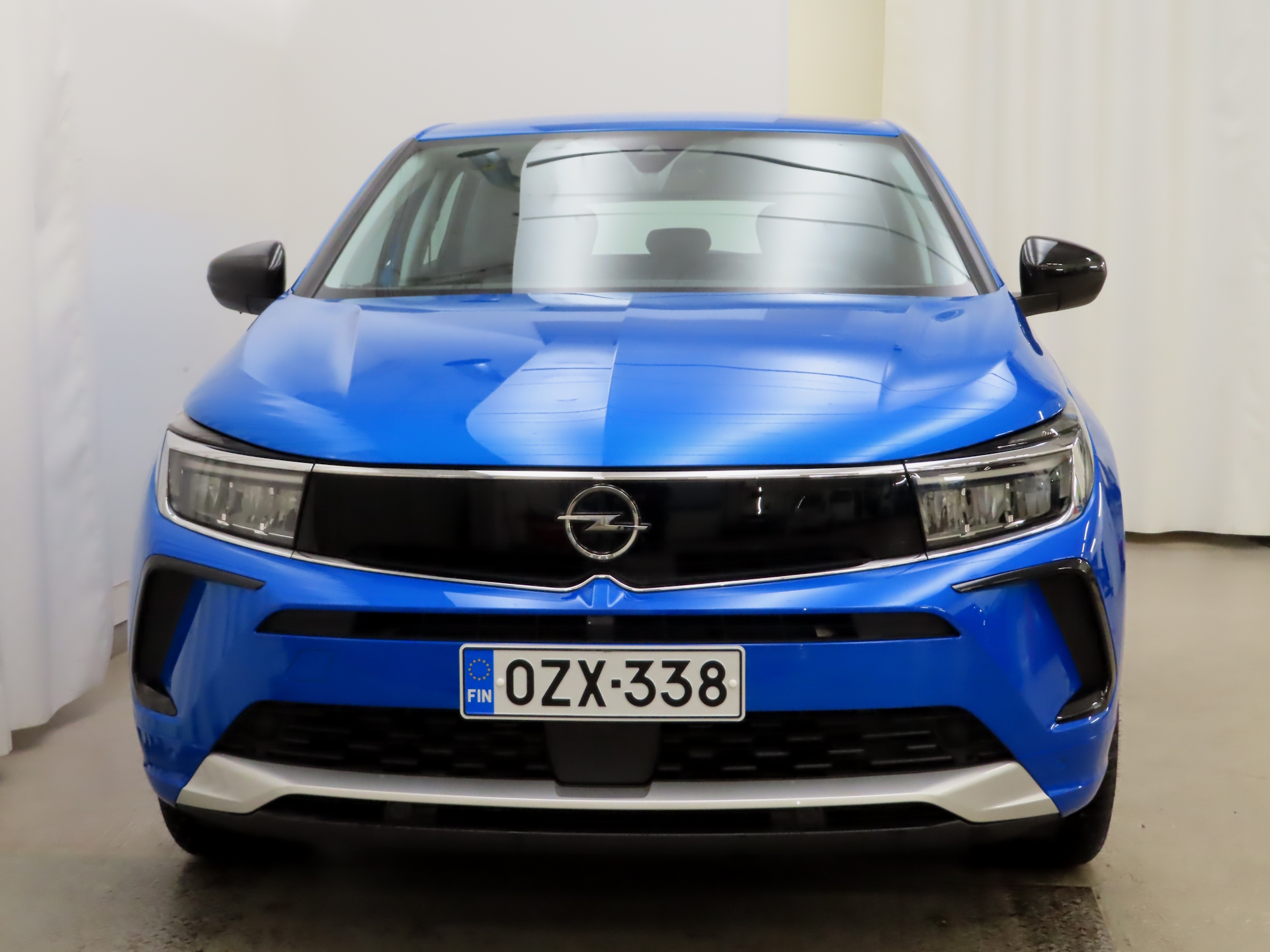 Opel Grandland 2023, kuva 2/11