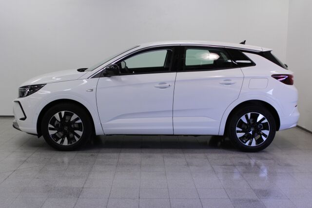 Opel Grandland 2023 Design&Tech 225 PHEV FWD A8