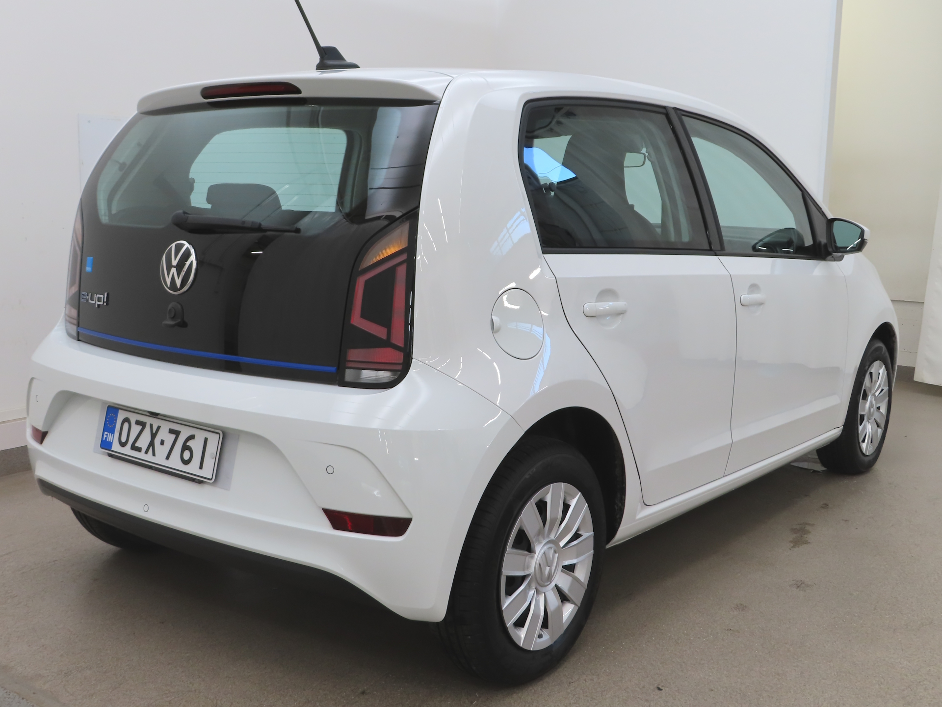 Volkswagen Up! e-up! 61 kW automaatti 2023, kuva 4/12