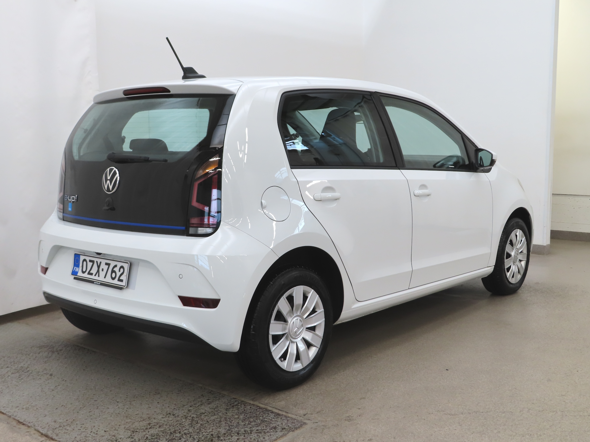 Volkswagen Up! e-up! 61 kW automaatti 2023, kuva 4/11