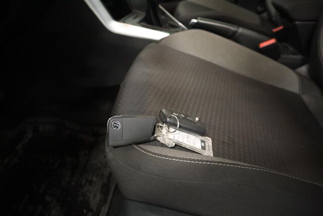 VOLKSWAGEN Polo 2023 Style Business 1,0 TSI 70 kW