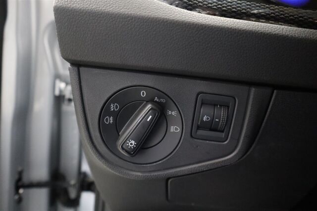 VOLKSWAGEN Polo 2023 Style Business 1,0 TSI 70 kW