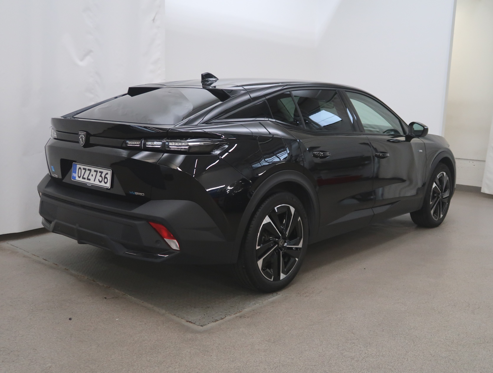 Peugeot 408 2023, kuva 4/10