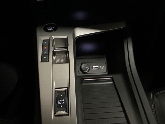 Peugeot 408 2026 Allure Launch Edition Hybrid 145 Automaatti