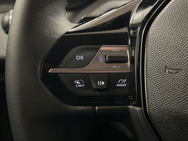 Peugeot 408 2026 Allure Launch Edition Hybrid 145 Automaatti