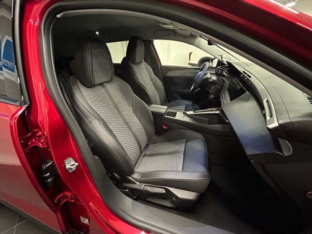 Peugeot 408 2026 Allure Launch Edition Hybrid 145 Automaatti
