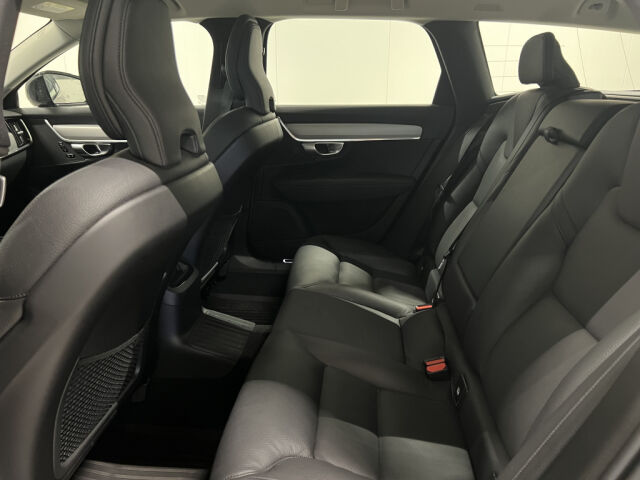VOLVO V90 2023 T6 Recharge Long Range Dark Plus *Korkotarjous 0,99%  *Huollettu 6/25 *Koukku *Pilot Assist *Virtuaa