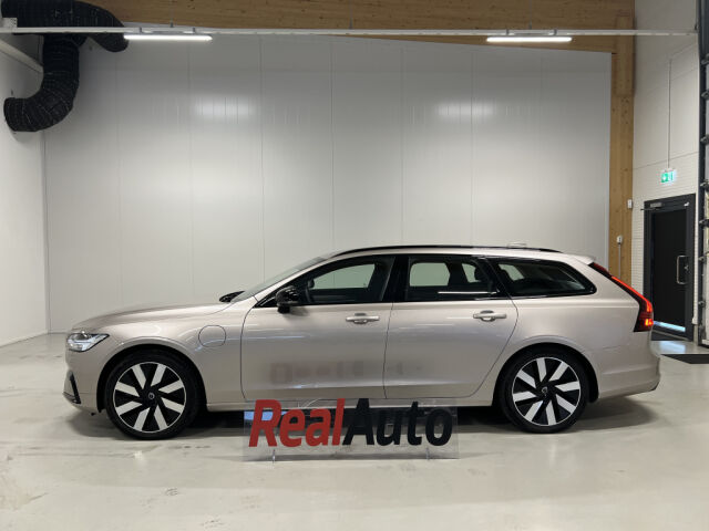 VOLVO V90 2023 T6 Recharge Long Range Dark Plus *Korkotarjous 0,99%  *Huollettu 6/25 *Koukku *Pilot Assist *Virtuaa