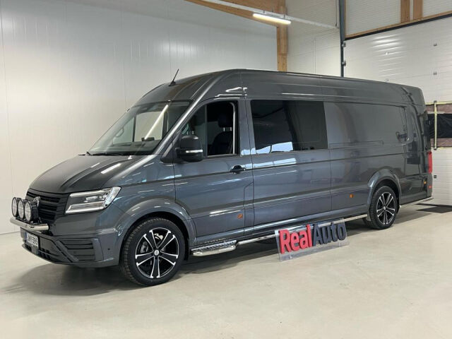 VOLKSWAGEN Crafter 2025 2.0TDI 177HV AUTOM. 4MOTION *VARASTOSSA UUSIA -25 MALLISIA FACELIFT. VOIT VAIKUTTAA ITSE AUTON VARUS