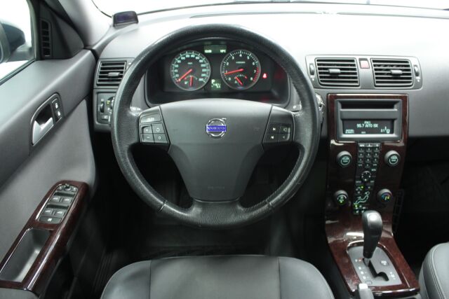VOLVO S40 2006 2,4 Momentum BUSINESS