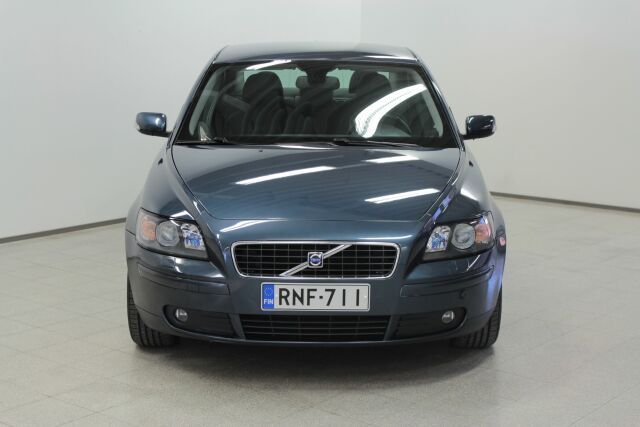 VOLVO S40 2006 2,4 Momentum BUSINESS
