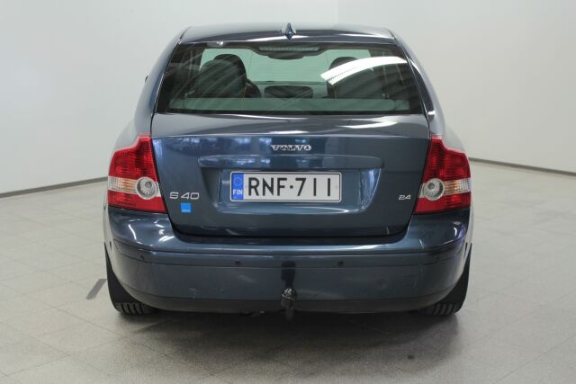 VOLVO S40 2006 2,4 Momentum BUSINESS