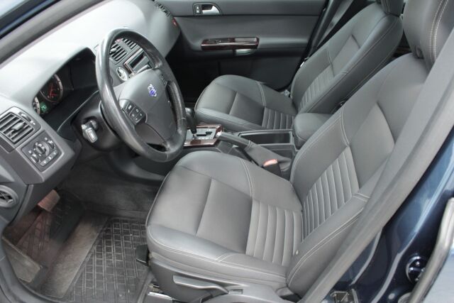 VOLVO S40 2006 2,4 Momentum BUSINESS