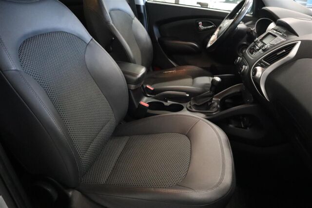 HYUNDAI ix35 2013 4wd 2,0 Mpi 120kW 5MT Comfort