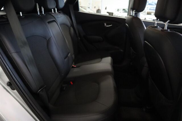 HYUNDAI ix35 2013 4wd 2,0 Mpi 120kW 5MT Comfort
