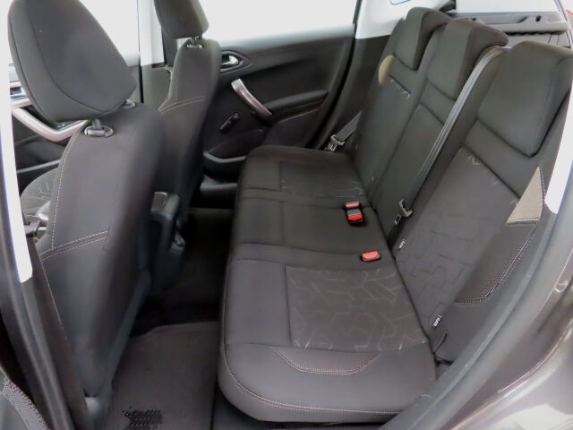 Peugeot 2008 2013 Active VTi 82