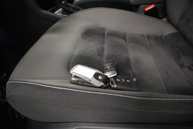 VOLKSWAGEN Golf Sportsvan 2017 Highline 1,4 TSI 92 kW (125 hv) DSG-automaatti