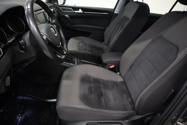 VOLKSWAGEN Golf Sportsvan 2017 Highline 1,4 TSI 92 kW (125 hv) DSG-automaatti