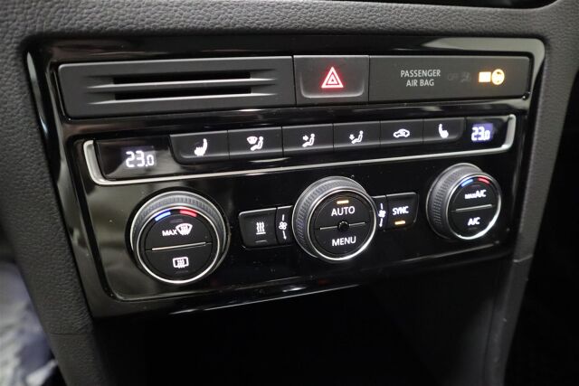 VOLKSWAGEN Golf Sportsvan 2017 Highline 1,4 TSI 92 kW (125 hv) DSG-automaatti