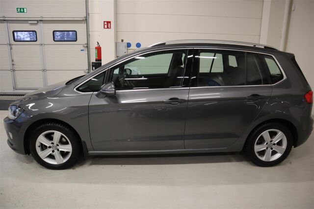 VOLKSWAGEN Golf Sportsvan 2017 Highline 1,4 TSI 92 kW (125 hv) DSG-automaatti