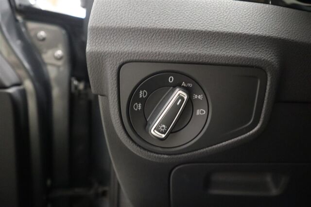 VOLKSWAGEN Golf Sportsvan 2017 Highline 1,4 TSI 92 kW (125 hv) DSG-automaatti