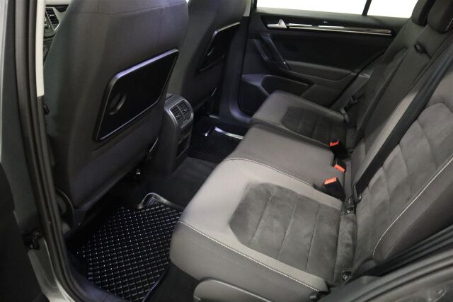 VOLKSWAGEN Golf Sportsvan 2017 Highline 1,4 TSI 92 kW (125 hv) DSG-automaatti