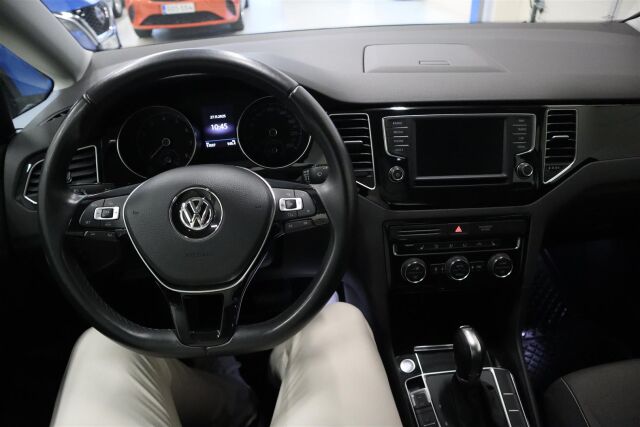 VOLKSWAGEN Golf Sportsvan 2017 Highline 1,4 TSI 92 kW (125 hv) DSG-automaatti