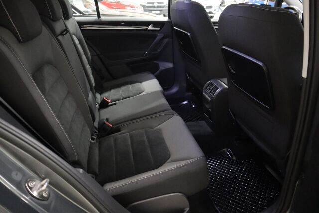 VOLKSWAGEN Golf Sportsvan 2017 Highline 1,4 TSI 92 kW (125 hv) DSG-automaatti