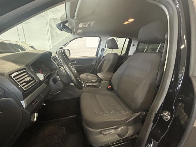 VOLKSWAGEN Amarok 2017 DC Highline 3,0 TDI 150kW 4MOTION 3080kg 2-paikkainen / ALV / 1-om / Webasto / Kamera / Hieno!