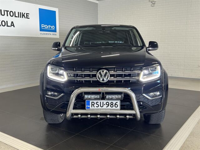 VOLKSWAGEN Amarok 2017 DC Highline 3,0 TDI 150kW 4MOTION 3080kg 2-paikkainen / ALV / 1-om / Webasto / Kamera / Hieno!