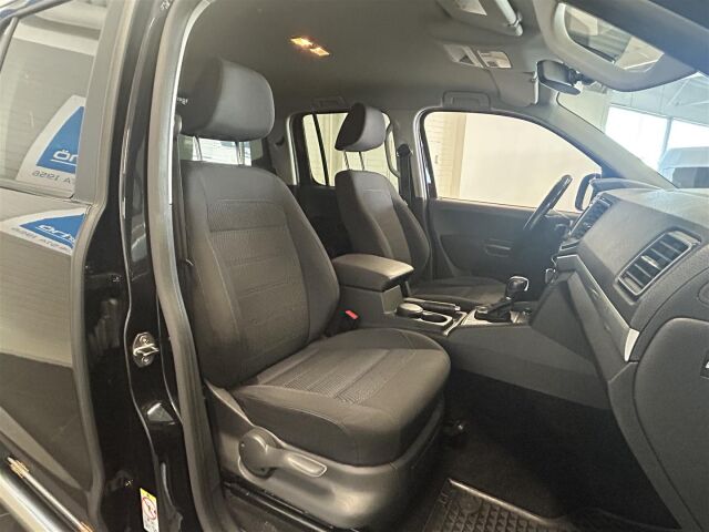 VOLKSWAGEN Amarok 2017 DC Highline 3,0 TDI 150kW 4MOTION 3080kg 2-paikkainen / ALV / 1-om / Webasto / Kamera / Hieno!