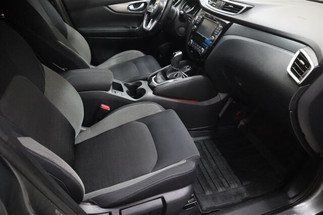 NISSAN Qashqai 2017 DIG-T 115 N-Connecta 2WD Xtronic