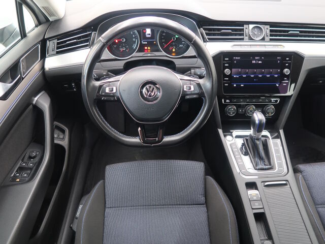 Volkswagen Passat 2018 Variant GTE Plug-In Hybrid 160 kW (218 hv) DSG-automaatti