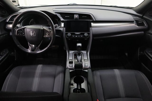 HONDA Civic 2018 HB 129 hv Sport AT