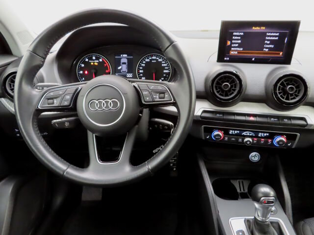 Audi Q2 2018 Business Plus Edition 1,0 TFSI 85 kW S tronic ultra