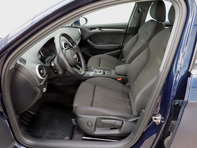 Audi A3 2018 Sedan Pro Business Sport 1,5 TFSI COD 110 kW S tronic