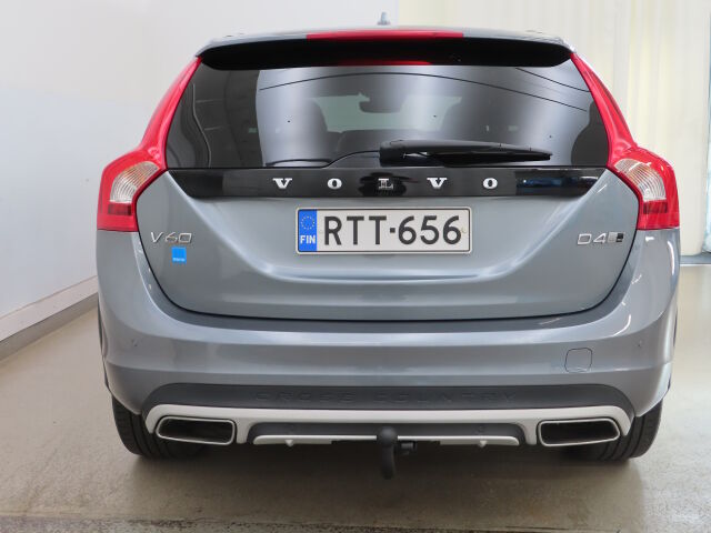 VOLVO V60 Cross Country 2019 D4 AWD Classic aut