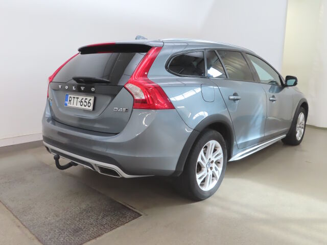 VOLVO V60 Cross Country 2019 D4 AWD Classic aut