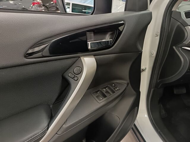 MITSUBISHI Eclipse Cross 2019 1,5 MIVEC Intense EXE CVT 2WD