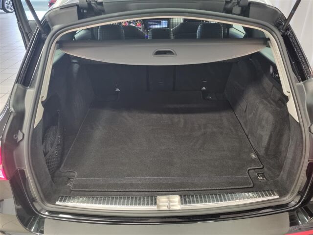 MERCEDES-BENZ E 2019 220 d 4Matic T A Edition One Business / Webasto / Navi / Koukku / 360-Kamera