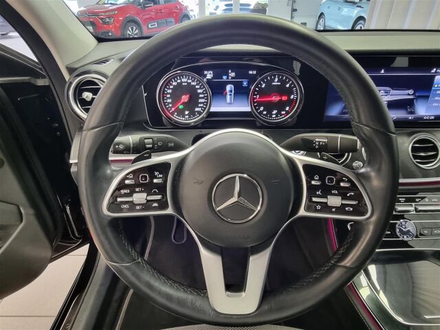 MERCEDES-BENZ E 2019 220 d 4Matic T A Edition One Business / Webasto / Navi / Koukku / 360-Kamera