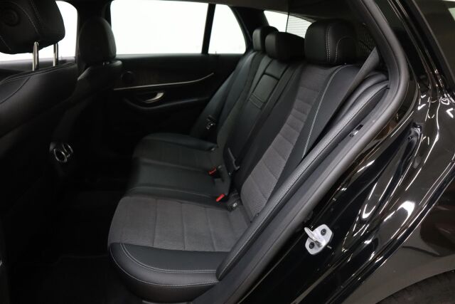 MERCEDES-BENZ E 2019 220 d 4Matic T A Edition One Business