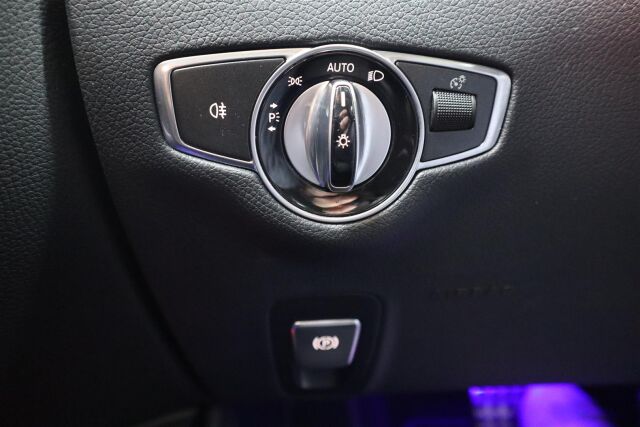 MERCEDES-BENZ E 2019 220 d 4Matic T A Edition One Business