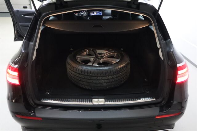 MERCEDES-BENZ E 2019 220 d 4Matic T A Edition One Business